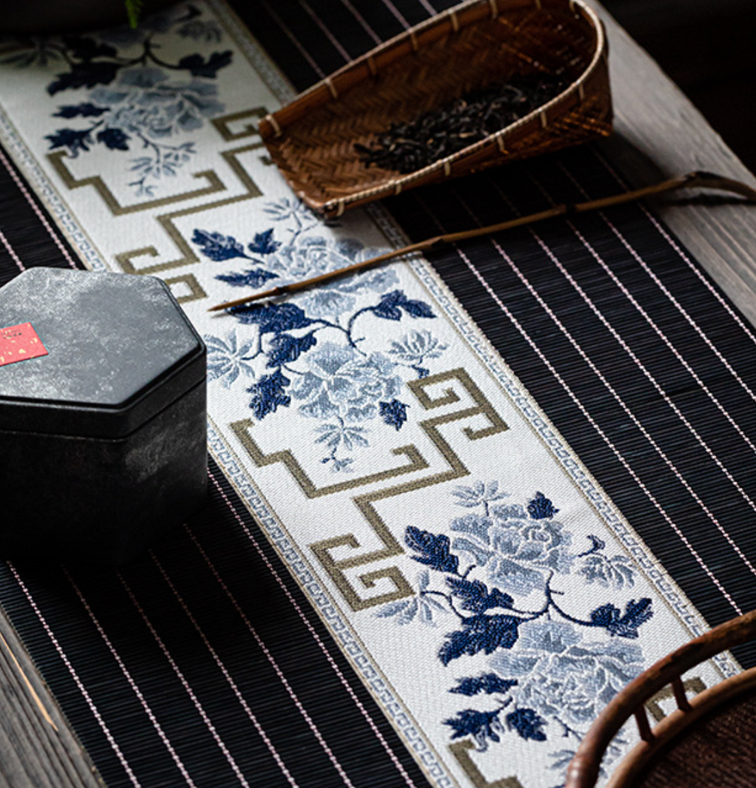 【推し活】中華刺繍の茶席竹マット