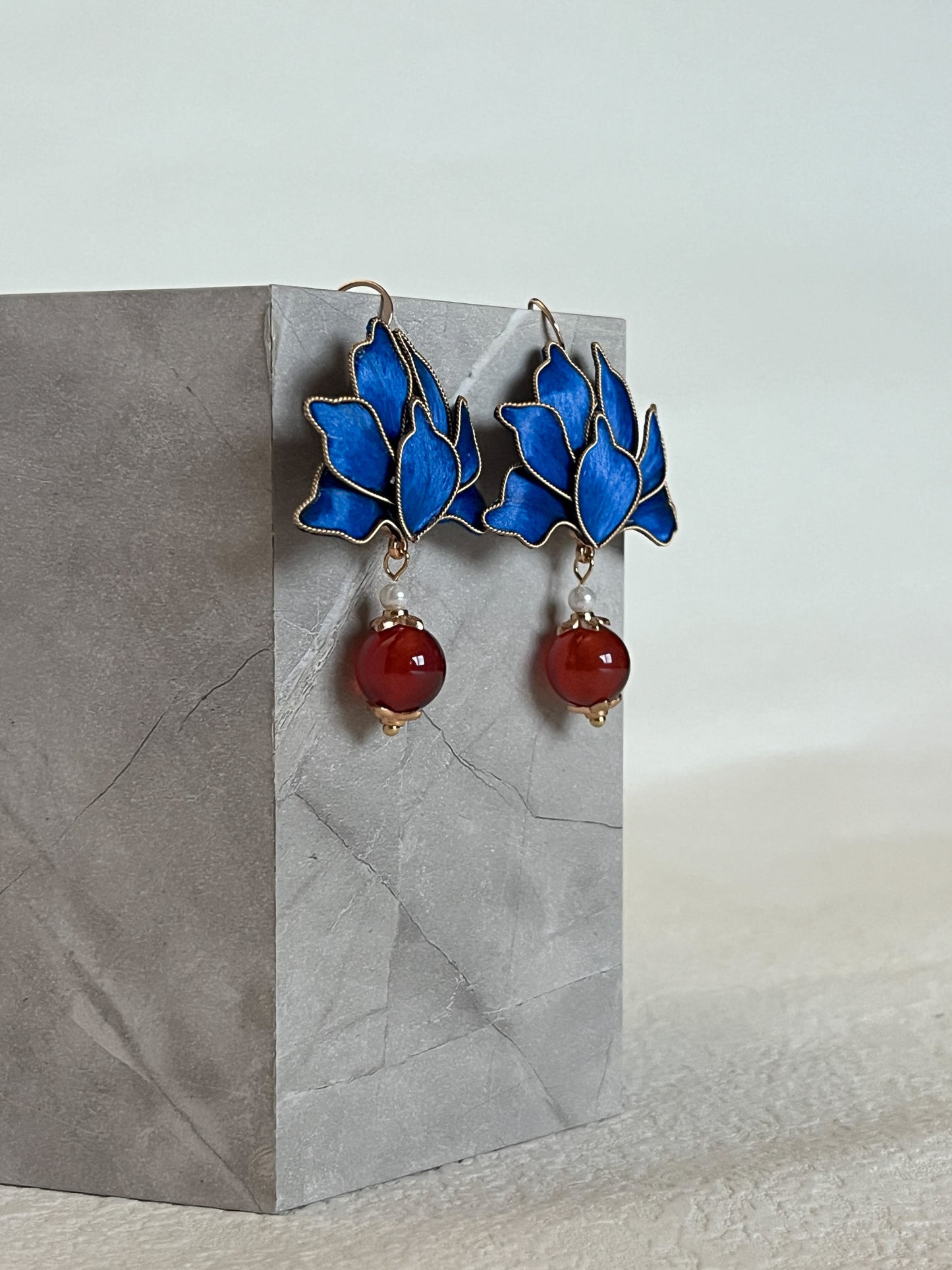 【ピアス】『麗影牡丹(れいえいぼたん)』