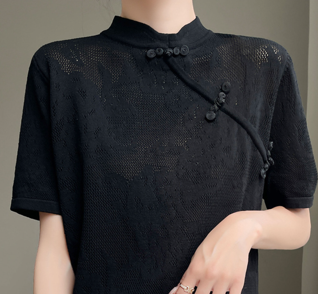 極美品✨Theory 23SS トップス サマーニット　ぺプラム　半袖　S トップス】夏用 サマーニット ブラック【全国送料無料・国内在庫