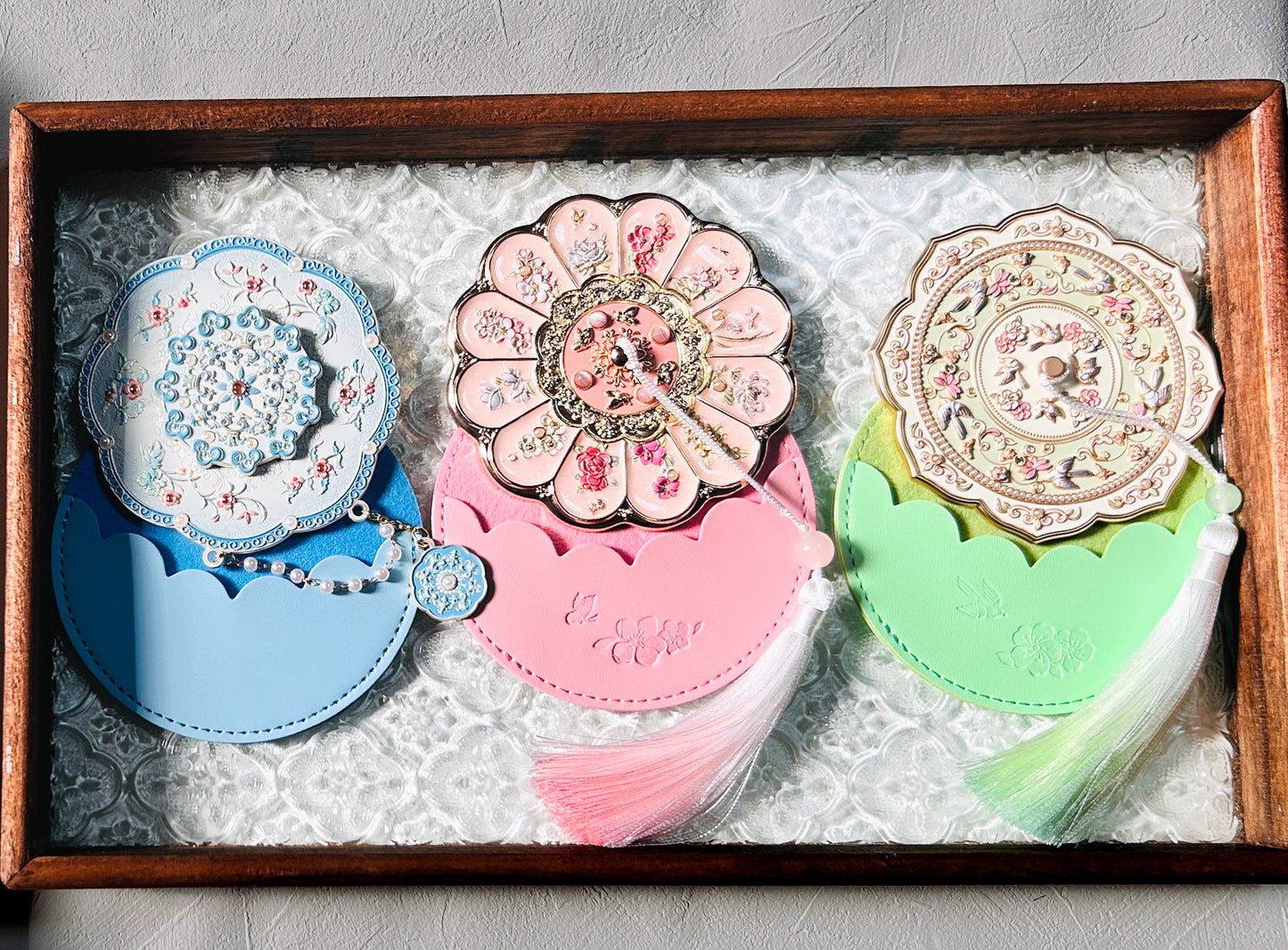 【手鏡】中華伝統柄　ケース付き